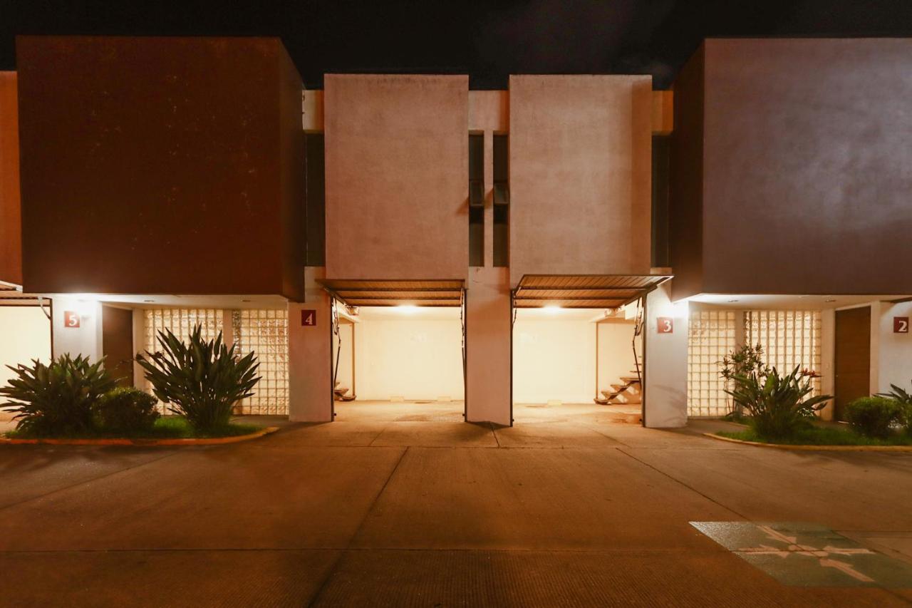 Auto Hotel Las Maravillas Santa Cruz Xoxocotlán Eksteriør billede